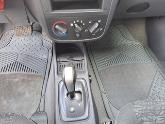 CORSA 1.2i 119000kmkm-DOLOŽENO, AUTOMAT, TAŽNÉ - 11