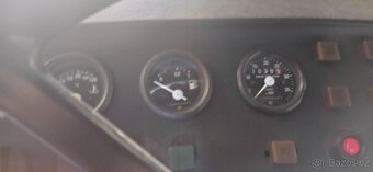 MT8 -050 - 11
