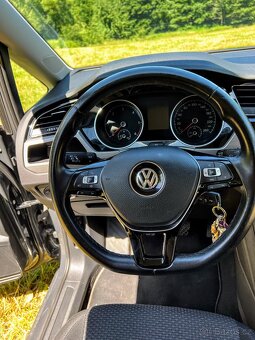 Volkswagen Touran 2.0 TDI - 11