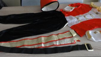 Dětské maškarní kostýmy - 11