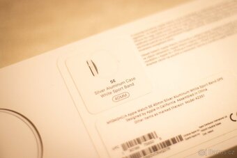 Apple Watch SE 40 mm – Silver + Nike Sport řemínek - 11