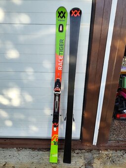 Volkl Racetiger GS - 11