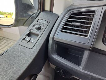 Volkswagen Transporter 2.0 TDI L2H1, odpočet DPH - 11