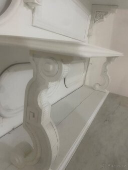 Historická repasovaná komoda s nádstavcem - 11