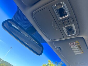 Kia Cerato 2.0i 105kw - 11