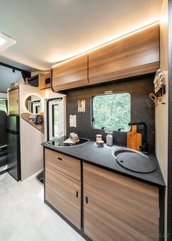 NOVÝ obytný vůz Fiat Ducato, Rimor, SARUS 5 - 11
