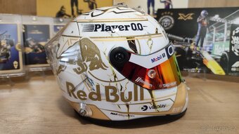 Max Verstappen - Majstrovská helma + podpis karta - 11