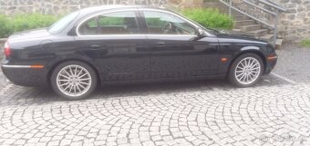 Jaguár SType 4,2 liter V8 - 11