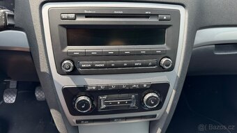 Škoda Octavia 1.4 TSi Family (top stav) - 11