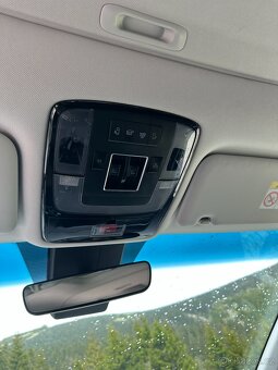 Hyundai STARIA 2.2 CRDi 130 kW, 4×4, automat, 9 míst, 65 000 - 11