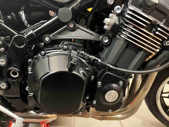 Kawasaki Z900RS - 11