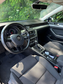 Volkswagen Passat 1.6 TDI - 11