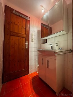 🌿🏡 Prodej chaty na Chvalčově pod lesem s nádherným výh 🏡✨ - 11