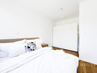 Pronájem bytu 2+kk, 45 m2, Praha - 11