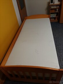 Dětská dřevěná postel - 11
