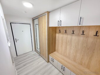 Moderní nový byt 2+kk s velkou terasou, rekuperací a výhledy - 11