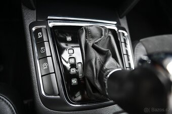 Škoda Superb 2.0TDI 125KW DSG Elegance 2/14 - 11