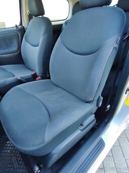 Toyota Yaris 1.0 VVT-i 48kw,2xklíč,1.Maj,127tkm,Klima - 11