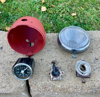 Manet M90 - přední světlo - 11