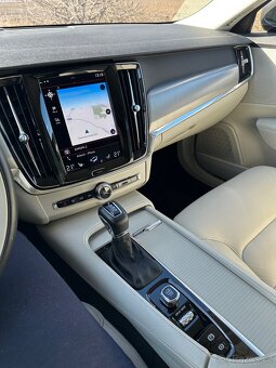 Volvo V90, D3, 74 tis km, servis Volvo - 11