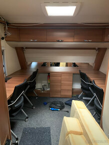 Prodám krásný velký karavan Hobby r.v. 2013 - 11
