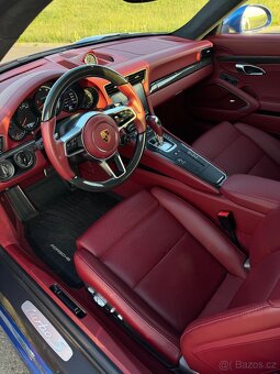 Porsche 911 Turbo S - 11
