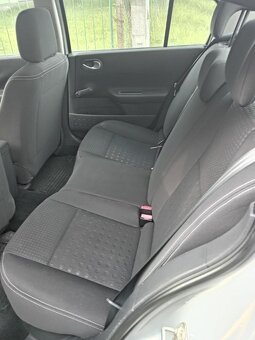 Renault Megane - 11