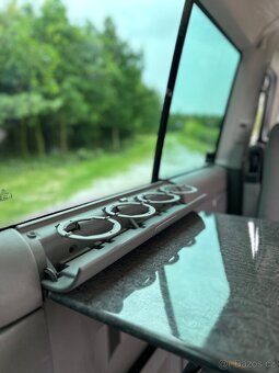 VW T4 Multivan Atlantis 2.5 TDi 1.Maj servis VW Zachovalý - 11