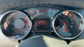 Peugeot 5008 2.0HDi 110kW Pano,Navi,PDC - 11