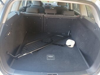 VW Golf VI kombi 1,6 tdi 4x4 - 11