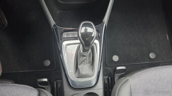 Opel Crossland 1.2 Turbo 96kW Automat 2023 15tkm Cz 1 maj - 11