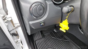 DACIA DUSTER 1,6 i LPG - 11