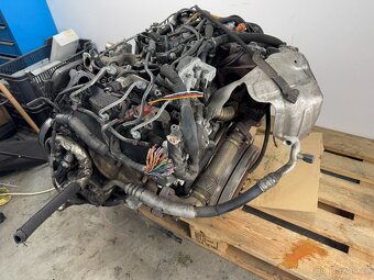 Motor 2,7 TDI CGKA Audi A5 8T - 11