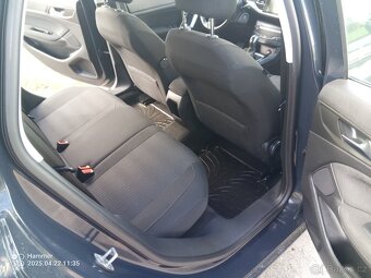 Peugeot 308 2015 1.2 81 kW Benzín Top auto - 11