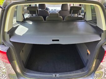 VW Touran 2,0 TDi 103 Kw - 11