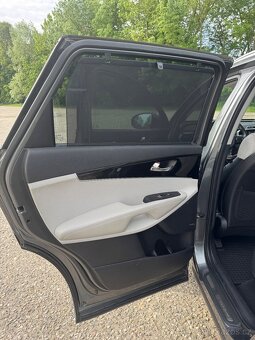 KIA SORENTO 2.2 CRDi, 4X4, automat - 11