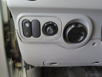 Renault Kangoo 1.6 16V 70kW, klima, tažné - 11