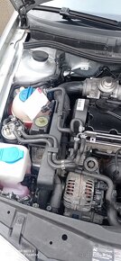 VW golf combi  4,1,9TDI,74kw r.v.2005 SUPER STAV - 11