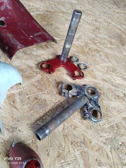 Jawa 550 pařez a 555 pionýr díly - 11