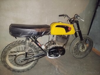 Motorka Java CZ - 11