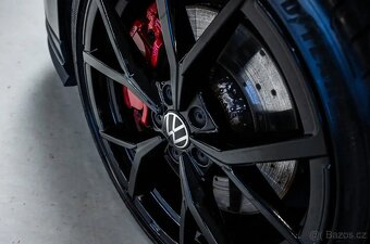 Volkswagen Golf GTI Clubsport - 11