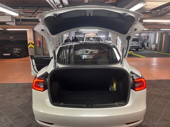 Tesla Model 3 Performance 2021 (refresh) nová baterie 10k km - 11