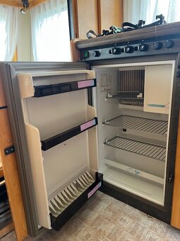 Karavan HOBBY 420 DE LUXE - 11
