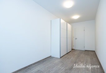 Pronájem bytu 3+1, Botevova, Modřany, 24900 Kč/měs, 72 m2 - 11