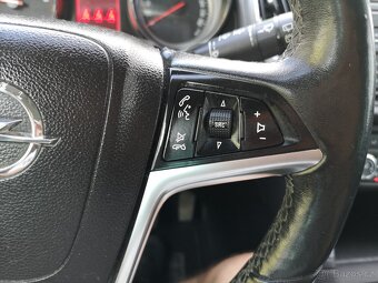 Opel Zafira 2.0 CDTi 96kW NAVI - 11
