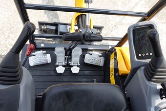 Minibager YUCHAI U17 Premium 1720 kg - 11