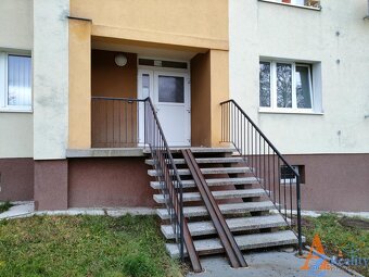 Nabízíme pronájem bytové jednotky v ulici Červenohrádecká 15 - 11