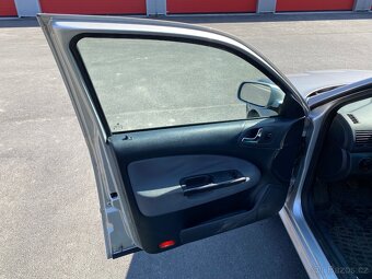 Škoda Octavia 1.9 TDi 66 kW R.V. 2004 KLIMA ,TAŽNÉ - 11