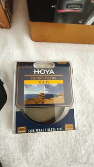 Nikon D7500, 2 objektivy a příslušenství - 11