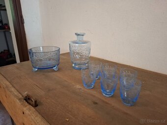Sklo a porcelán - 11